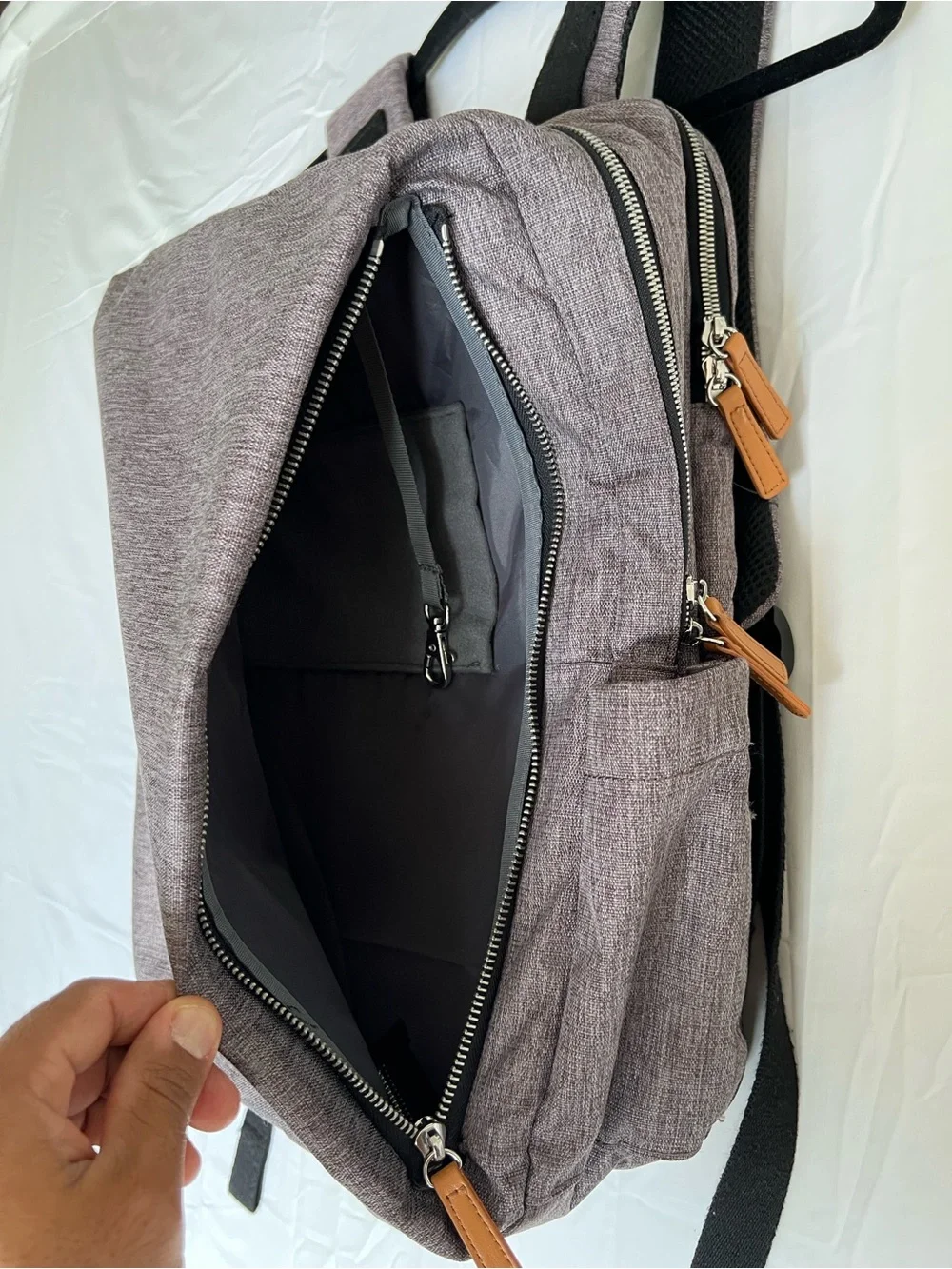 Nordace Men's Gray Everyday Backpack